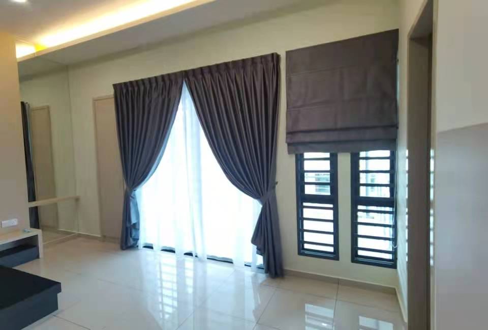 ROMAN BLINDS